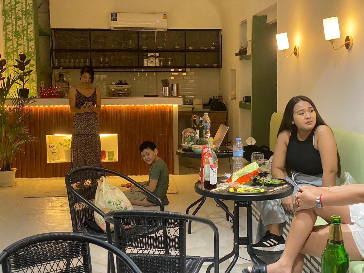 Homey Stay And Cafe By Hematoa 방콕 외부 사진